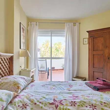 Apartment For Golf In Mijas